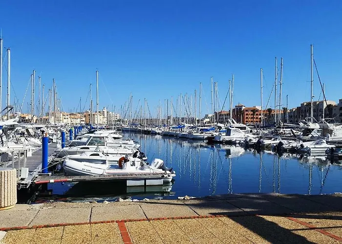 Le Soleil Bleu Wifi Clim Дом отдыха Ле Баркарес